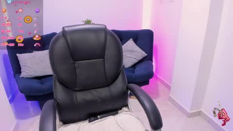 Emily online show from 06-03-26, 02:55