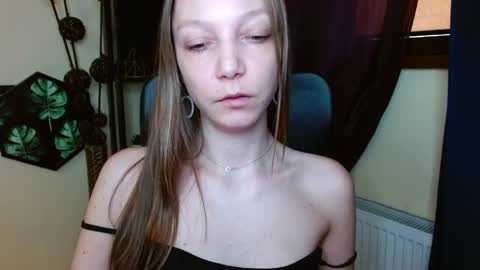 Emilly online show from 04-01-26, 10:16