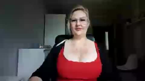 EmillyLove online show from 06-16-26, 08:39