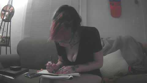 Snapshot of emily0903 chatting on 05-04-26, 01:45 Emily Love online show from 05-04-26, 01:45
