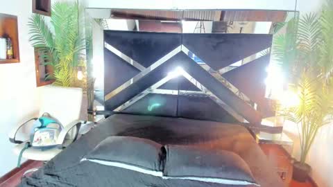 Emily  online show from 09-10-25, 12:05