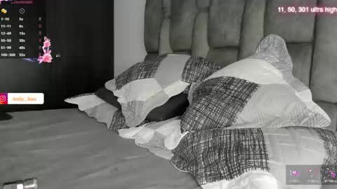 Emily online show from 02-11-26, 10:42