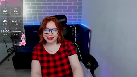 Snapshot of emily_amorre chatting on 01-23-25, 01:51 Emily 3 online show from 01-23-25, 01:51
