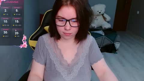 Snapshot of emily_amorre chatting on 10-24-25, 10:17 Emily 3 online show from 10-24-25, 10:17