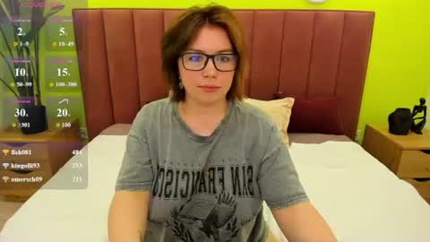 Emily 3 online show from 06-27-26, 12:22