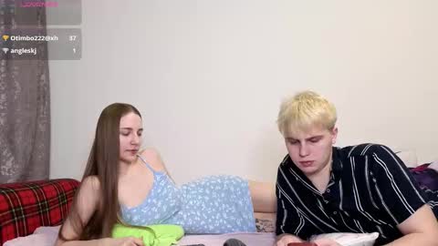 Snapshot of emily_and_ilumi chatting on 01-18-26, 07:39 emily_and_ilumi online show from 01-18-26, 07:39