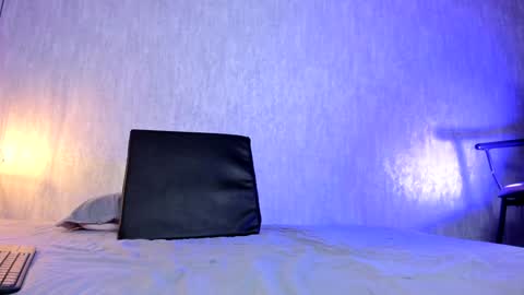 Snapshot of emily_ariaszc chatting on 12-05-24, 02:55 Emily online show from 12-05-24, 02:55