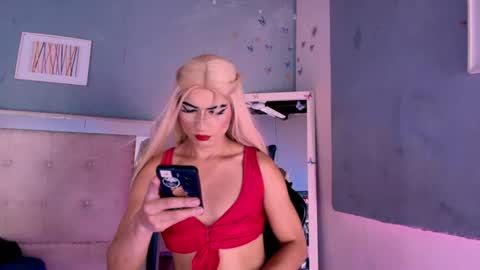 emily_castillo1_ online show from 07-12-26, 05:42