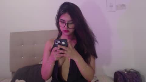 emily fox 3 online show from 04-13-26, 02:39