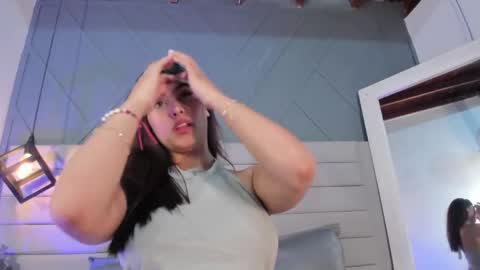 Snapshot of emily_fox_3 chatting on 05-06-26, 07:52 emily fox 3 online show from 05-06-26, 07:52