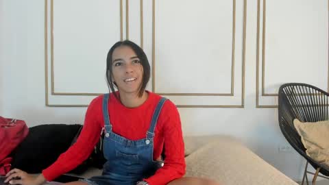 emily_gaviria1 online show from 04-28-26, 12:10