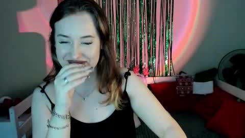 EMILY online show from 01-04-25, 08:28