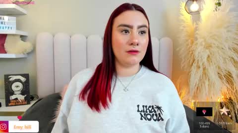 Snapshot of emily_hill___ chatting on 01-23-25, 09:29 EMILY Monday 5-2 am From Tuesday to Friday5-1 am Colombia time online show from 01-23-25, 09:29