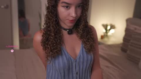 Juliana online show from 04-24-26, 01:30