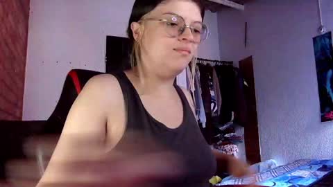 Julieta online show from 01-21-25, 01:54