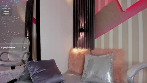 Emily online show from 02-27-25, 06:53