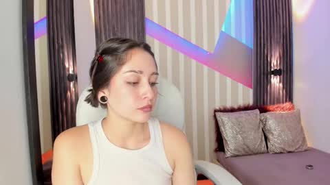 Emily online show from 09-19-25, 03:56