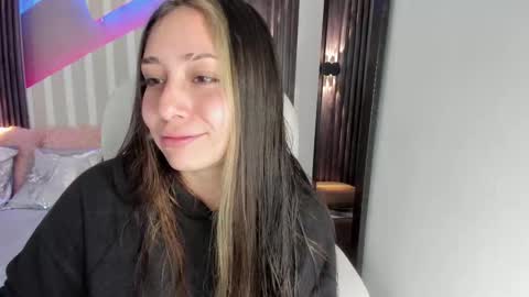 Emily online show from 10-18-25, 03:35