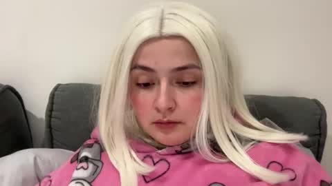 emily_morning_dew online show from 01-14-26, 08:14