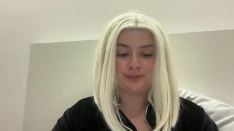 emily_morning_dew online show from 02-27-26, 08:53