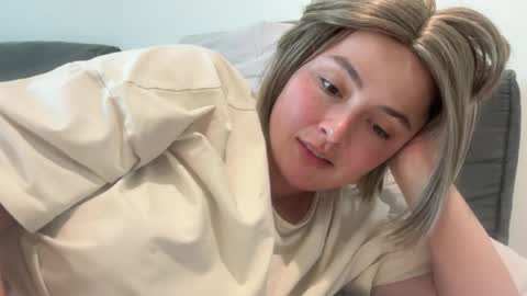 emily_morning_dew online show from 07-22-26, 05:16