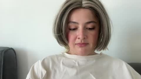 emily_morning_dew online show from 07-26-26, 10:55