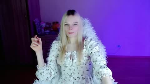 Lia online show from 02-06-25, 10:32