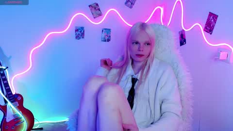 Lia online show from 10-01-25, 08:48