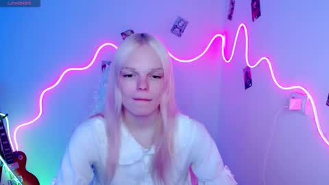 Lia online show from 10-16-25, 11:06