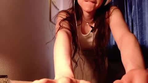 emily_pearl_ online show from 12-12-24, 08:53