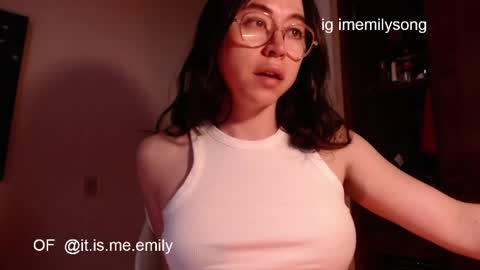 emily_pearl_ online show from 04-27-26, 10:41