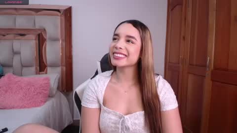 Snapshot of emily_poarch chatting on 04-30-26, 10:58 emily online show from 04-30-26, 10:58