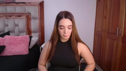 Snapshot of emily_poarch chatting on 05-10-26, 06:46 emily online show from 05-10-26, 06:46