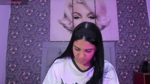 Emily online show from 06-22-26, 02:35