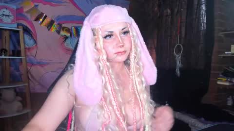 Snapshot of emily_salvatore chatting on 09-27-25, 07:08 emily_salvatore online show from 09-27-25, 07:08