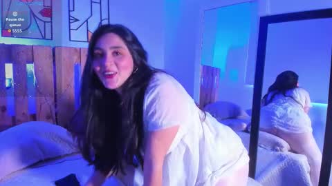 Emilly online show from 03-25-26, 08:26