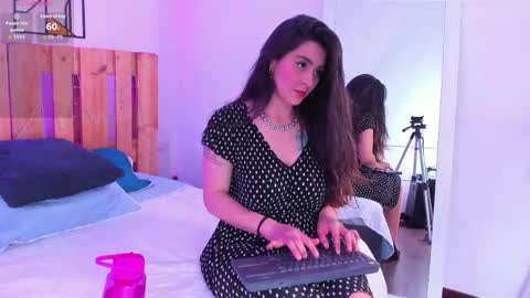 Emilly online show from 05-25-26, 08:04