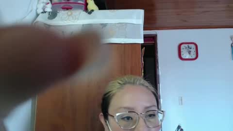 Emily online show from 03-12-25, 09:56