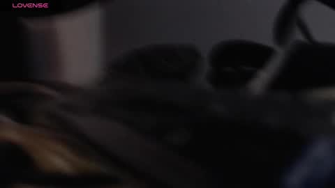 Emily online show from 09-11-25, 04:56