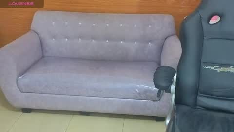 emily_smith_t online show from 04-26-26, 12:47