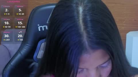 emily_smith_t online show from 05-19-26, 07:42