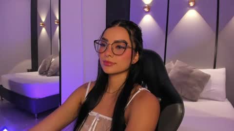 emily_tolson online show from 06-16-26, 07:27