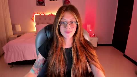 emily_warren__ online show from 04-06-26, 09:05