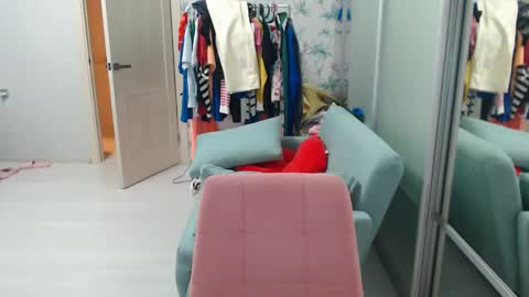 Emily online show from 04-23-26, 05:48