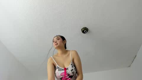 Emilyyy online show from 04-26-26, 02:04