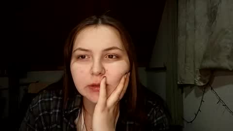 emilyar online show from 04-26-26, 07:33