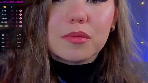 Snapshot of emilyart_ chatting on 03-07-25, 11:05 artist Emily online show from 03-07-25, 11:05