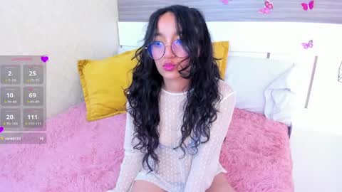 Emily Bluush online show from 04-07-26, 07:25