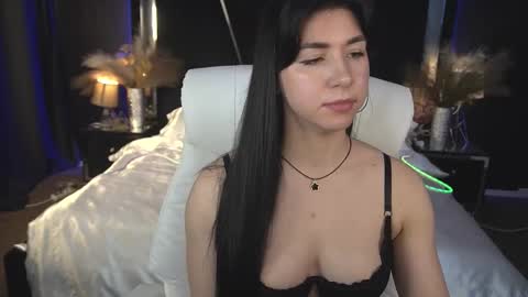 Emy online show from 11-08-25, 07:52