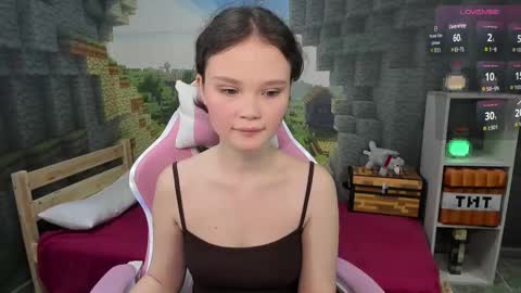 Emilyhaves online show from 09-30-25, 06:57